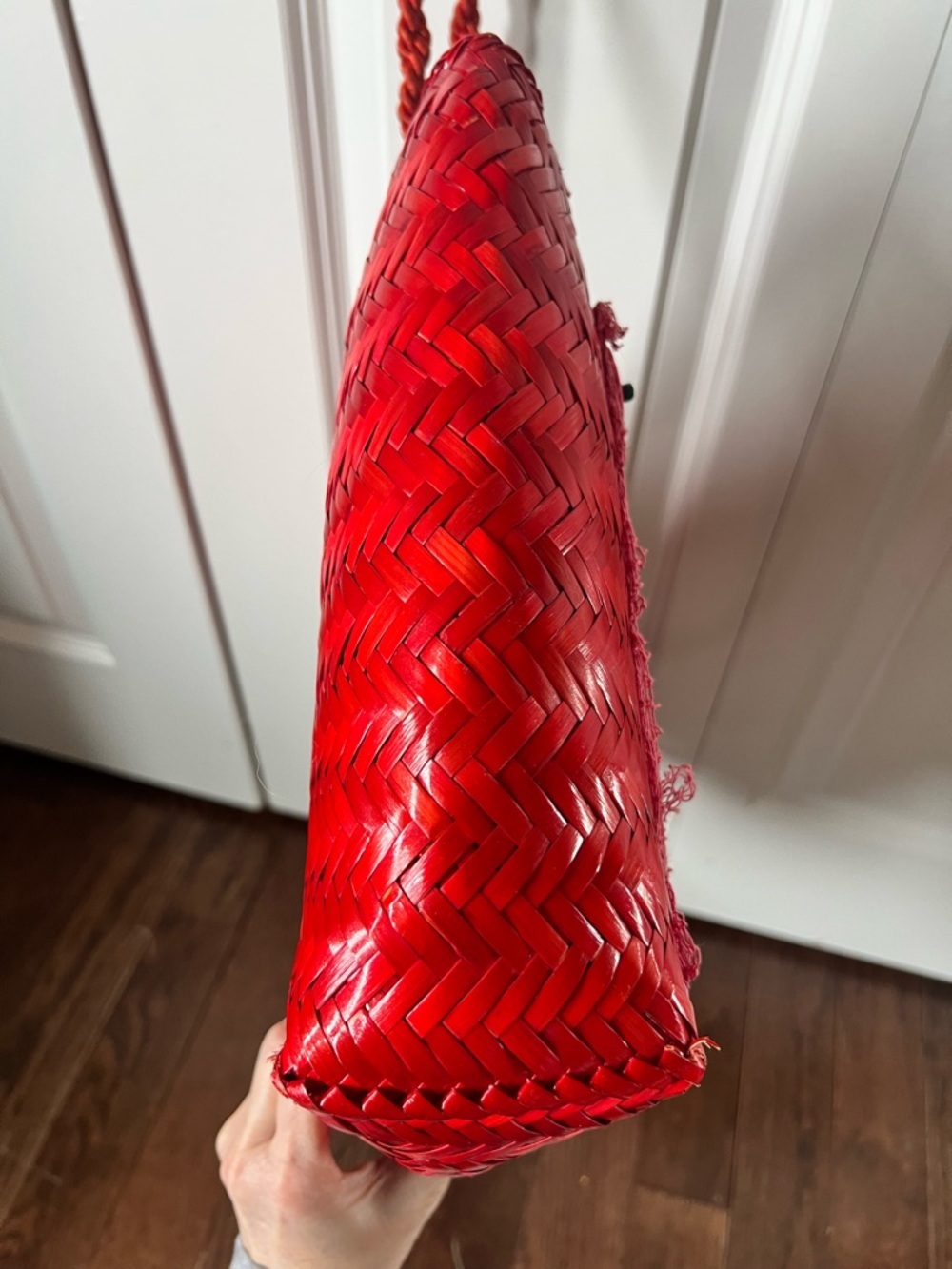 Vintage Red Woven Tote Bag with Decorative Fish and Shell Accents by Oggi Domani - Picture 7 of 14